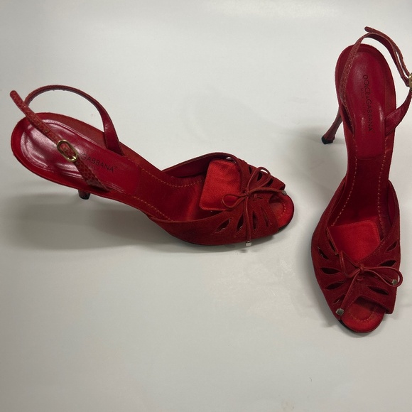 Used Retro Red Dolce & Gabbana Heels size 41 - Picture 1 of 4